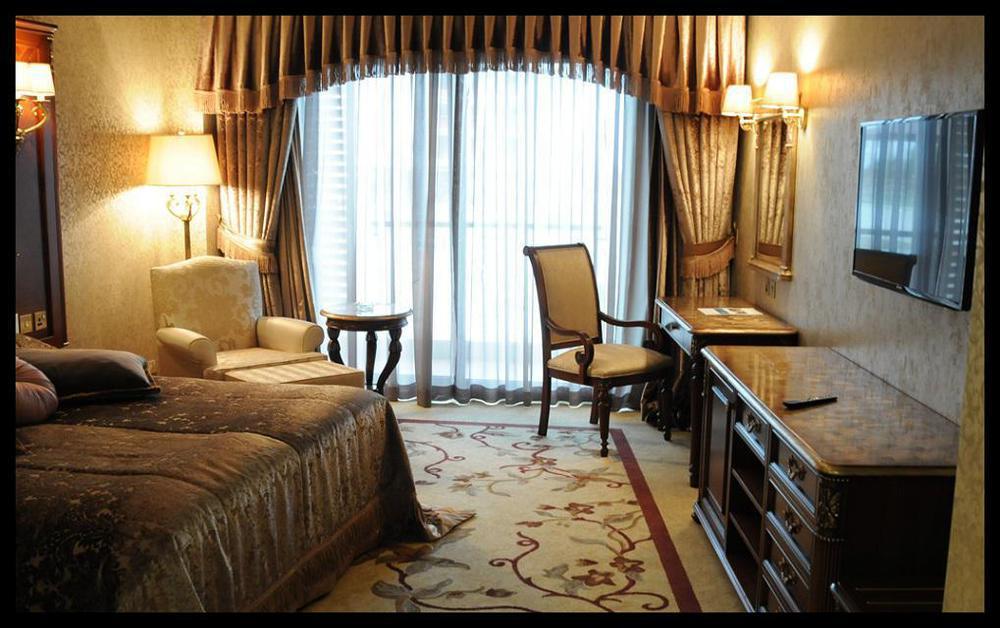 Merit Royal Hotel & Casino Karavas  Eksteriør bilde